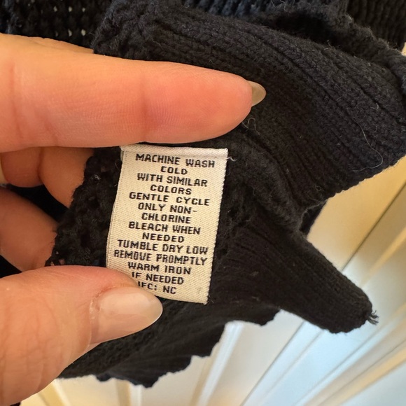 Black Open-Knit Crew Neck Sweater - Picture 5 of 5